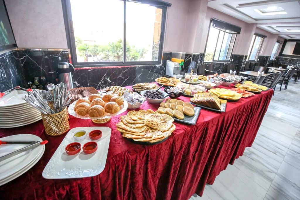 FEKRI HOTEL — 4