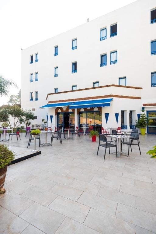 Ibis Meknès — 5